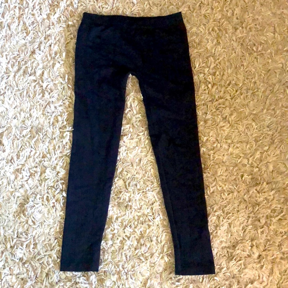 Black leggings